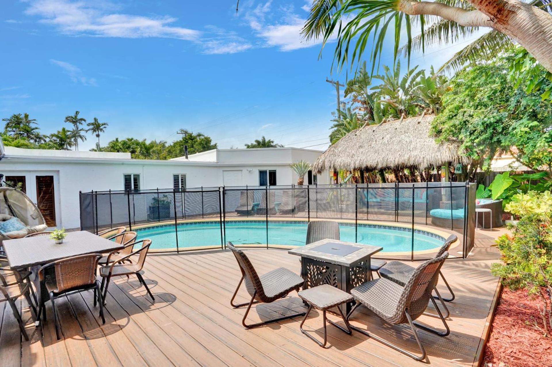 Private Pool With 5 Bedroom Retreat 할리우드 외부 사진