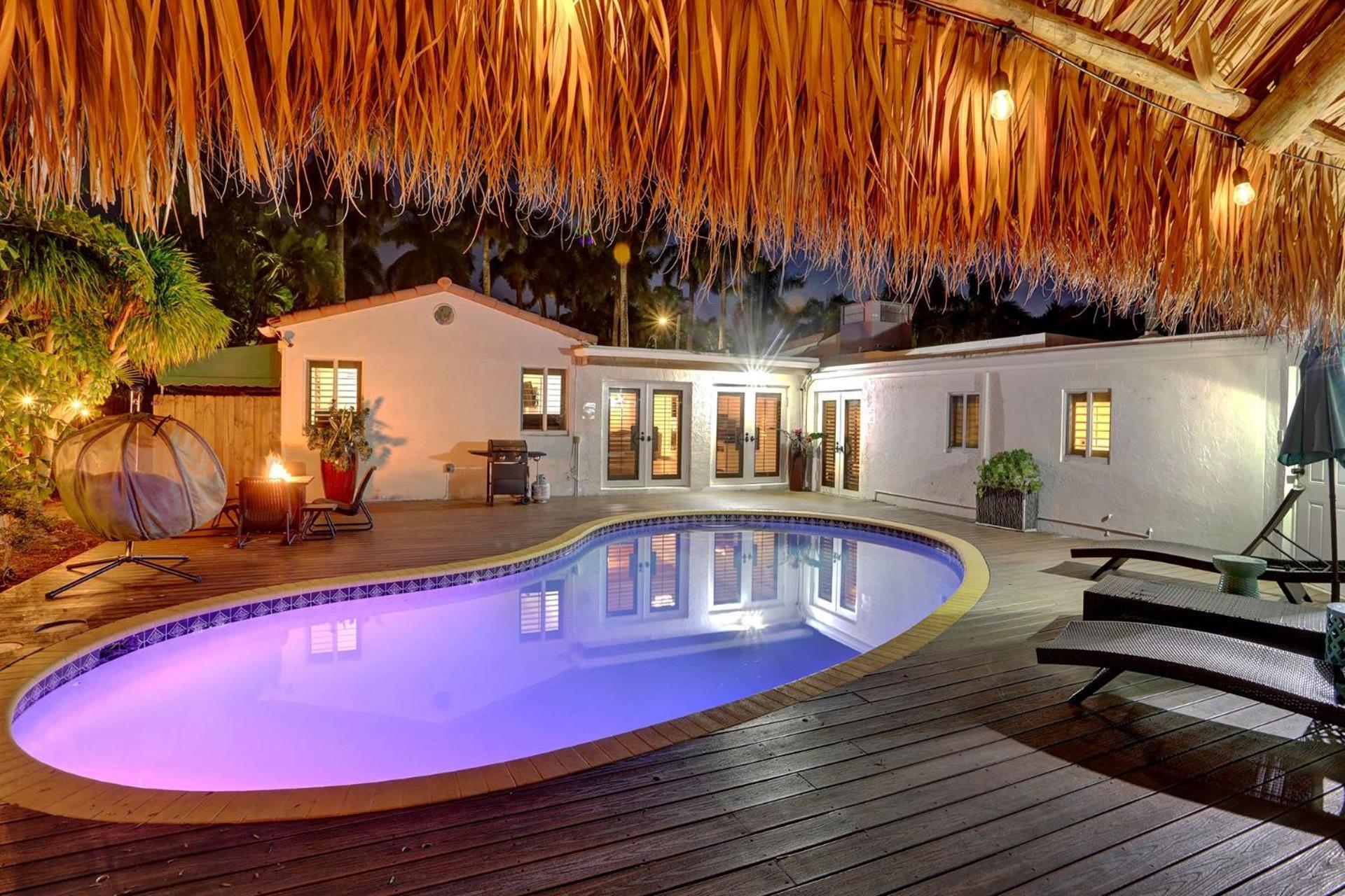 Private Pool With 5 Bedroom Retreat 할리우드 외부 사진